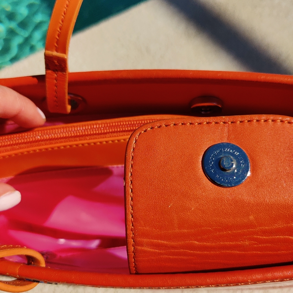 Max New York abstract pattern purse - Picture 10 of 16